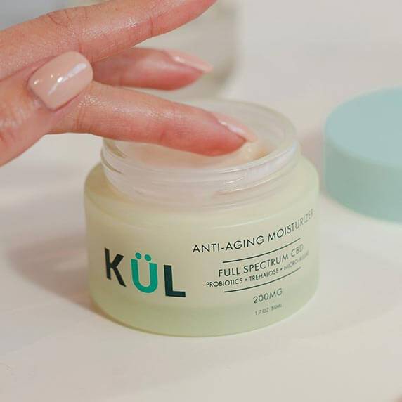 Anti-Aging CBD Moisturizer